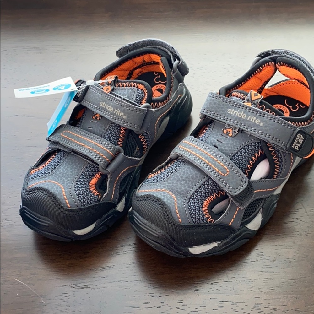 Stride Rite hybrid sneaker, size 10M
